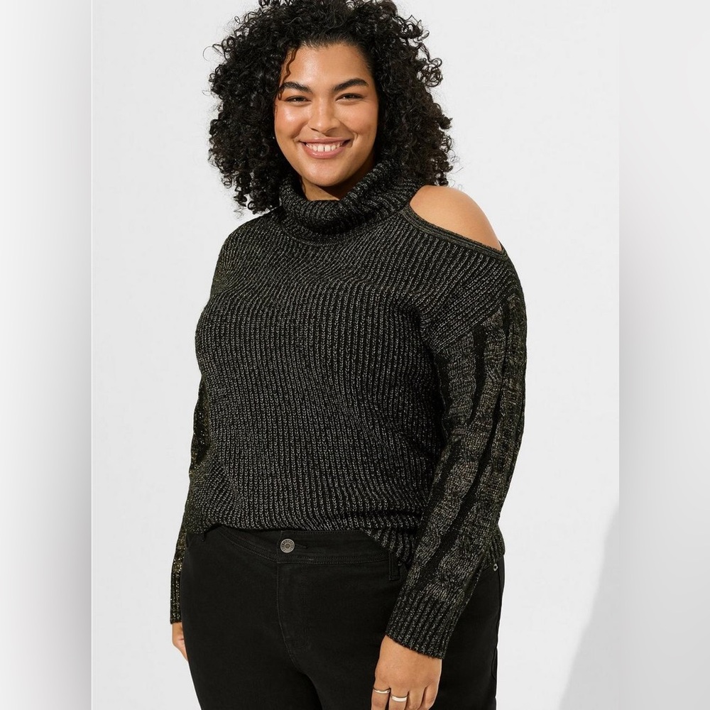 TORRID Lurex Cable Pullover Cold Shoulder Turtle Neck Sweater Black NWT Size 5X